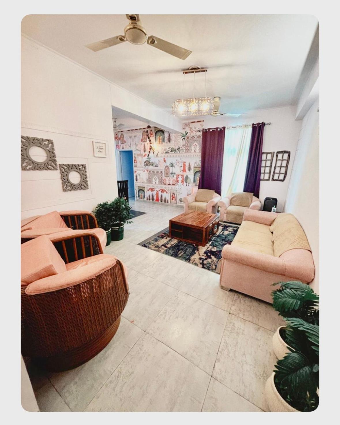 Proview 3 Bhk colorful and cosy apartment Большая Нойда Экстерьер фото