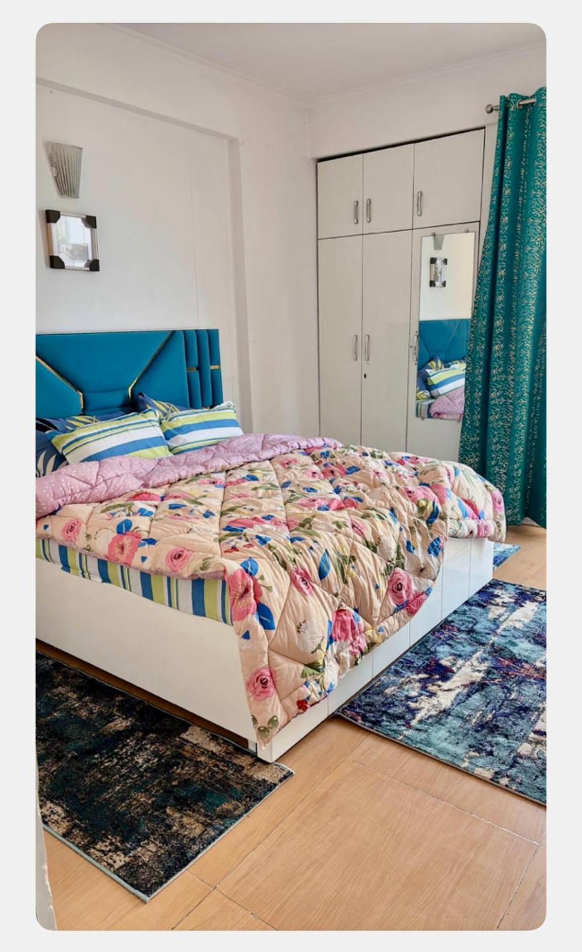 Proview 3 Bhk colorful and cosy apartment Большая Нойда Экстерьер фото